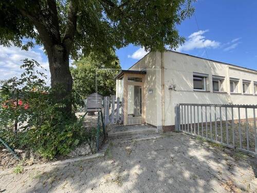 Eingang straßenseitig - Gewerbeobjekt (Büro, Produktion, Verkauf) in Bayreuth zur Miete