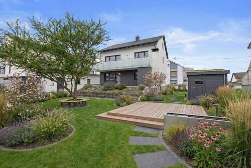 Beispielfoto - neue Fassadengestaltung / neuer Garten - 4 Zimmer Einfamilienhaus in Ingolstadt