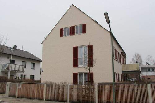 Ansicht - ***Heike Borchers Immobilien***Gemütliches Heim mit Herzklopfen unterm Dach***