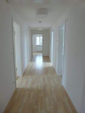 Diele - 3 Zimmer Etagenwohnung zur Miete in München