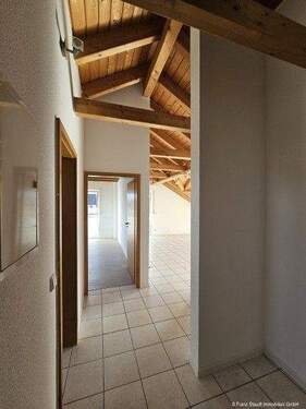 Eingangsbereich - 2 Zimmer Etagenwohnung zum Kaufen in Aschaffenburg