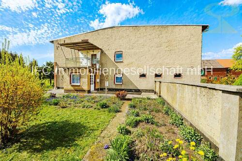 Hausansicht / Hauseingang - 5 Zimmer Einfamilienhaus zum Kaufen in Kemberg