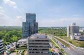 Ausblick in Richtung Westen auf die umliegende Bebauung - 2 Zimmer Etagenwohnung zur Miete in Frankfurt am Main
