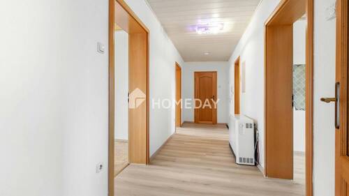 Flur 2 - Etagenwohnung mit 75,00 m&sup2; in Nürnberg zum Kaufen