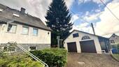 Eingang und Garage - Doppelhaushälfte mit 80,00 m² in Rechenberg-Bienenmühle zum Kaufen