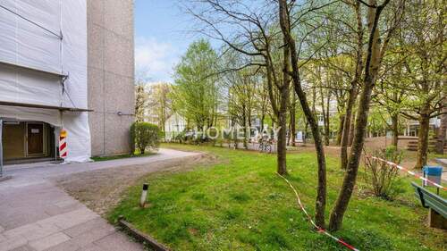 Ausblick - 2 Zimmer Etagenwohnung zum Kaufen in München