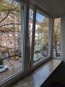 Blick auf die Straße - 2 Zimmer Etagenwohnung zum Kaufen in Hamburg-Eppendorf