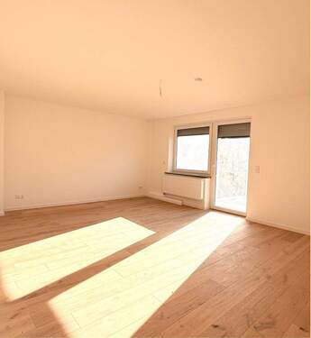 Wohnbereich mit Terrassenzugang - 