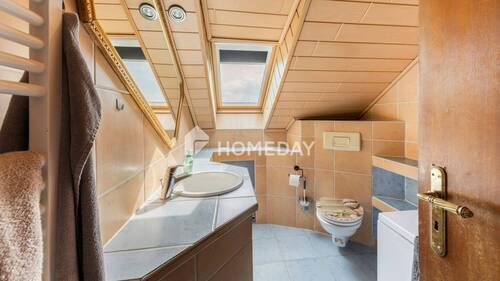 1. OG Badezimmer 1 - 