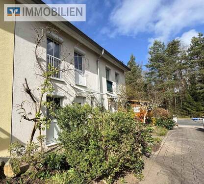 seitliche Ansicht - 3 Zimmer Doppelhaushälfte in Bad Klosterlausnitz