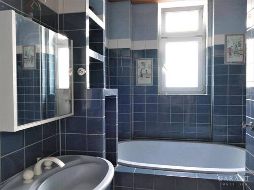 Bad 1 - 5 Zimmer Etagenwohnung in Heilbronn