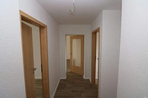 Beispiel Flur - 3 Zimmer Etagenwohnung in Freiberg