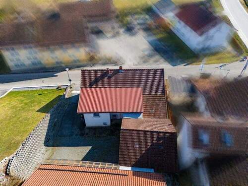 DJI_20260228110930_0029_D.jpg - 8 Zimmer Einfamilienhaus zum Kaufen in Iggensbach