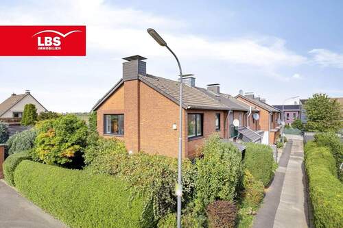 Außenansicht - 4 Zimmer Reihenendhaus in Leverkusen