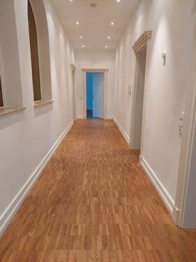 20260219_140900.jpg - 7 Zimmer Etagenwohnung zur Miete in Trier