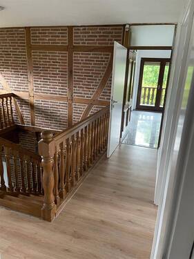 DG Treppen und Flur - 