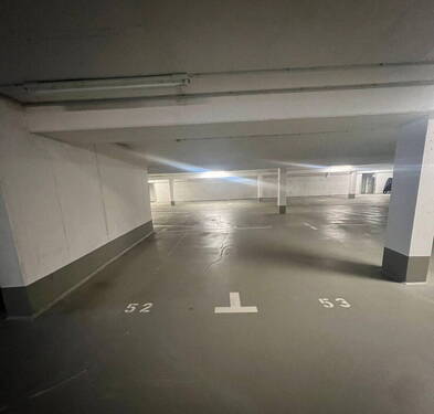 Tiefgaragenstellplätze - 