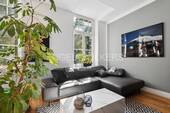 Wohnzimmer - 2 Zimmer Etagenwohnung zum Kaufen in Hamburg