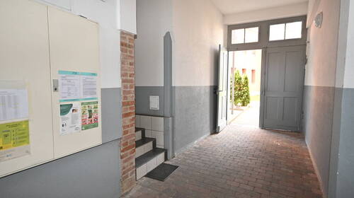 Innenliegender Hauszugang - 