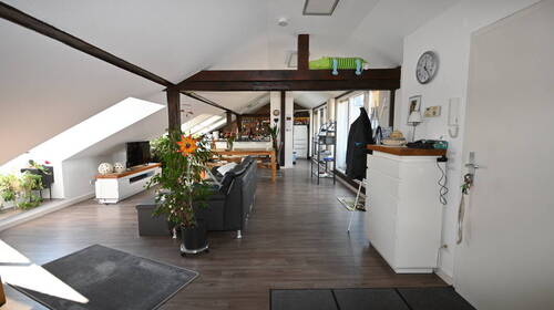 Loftartige Dachgeschosswohnung... - 2 Zimmer Etagenwohnung zum Kaufen in Fürth