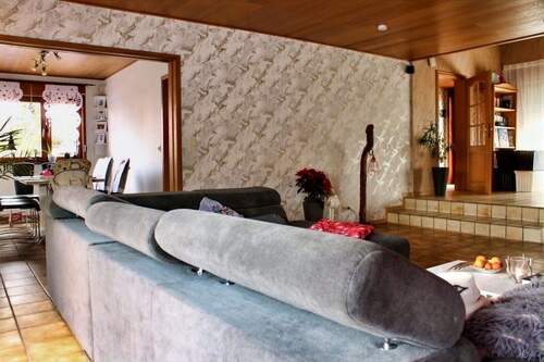 Wohnzimmer mit Eßzimmer - Einfamilienhaus mit 160,00 m&sup2; in Stolzenau zum Kaufen