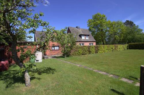 Blick vom Garten - 5 Zimmer Einfamilienhaus in Hochdonn