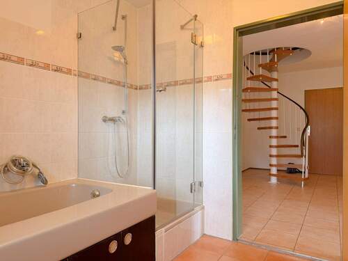 Badezimmer - Etagenwohnung mit 114,00 m² in Schönau am Königssee zum Kaufen