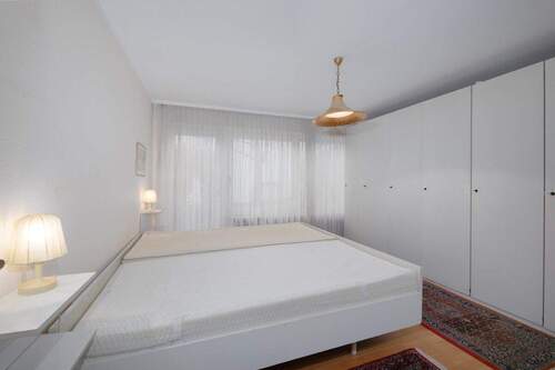 Schlafzimmer EG - 