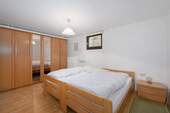 Schlafzimmer UG - 