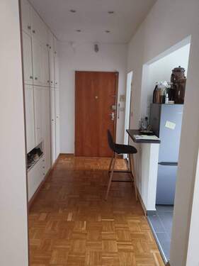 Flur - Etagenwohnung mit 54,30 m&sup2; in Berlin zum Kaufen