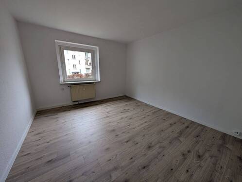 Zimmer - 2 Zimmer Etagenwohnung zur Miete in Plauen