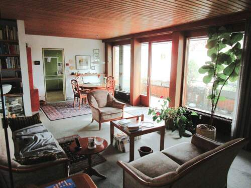 Zugang zum Balkon - 5 Zimmer Etagenwohnung in Nürnberg