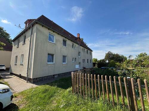 Hausansicht - rückseitig - 4 Zimmer Etagenwohnung zum Kaufen in Markranstädt OT Kulkwitz