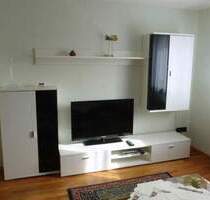 Einfach einziehen! Sehr gepflegte und möblierte 2 Zimmer-Wohnung in einem Zweifamilienhaus in Nürnberg-Moorenbrunn - Nähe Siemens und Südklinikum