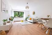 Wohnzimmer - Traumhafte 2-Zimmer-Wohnung mit TG in Lechhausen - Modern, hell und hochwertig *PROVISIONSFREI*