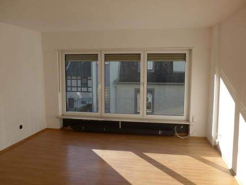 Bild 2 - 3 Zimmer Etagenwohnung zur Miete in Rodalben