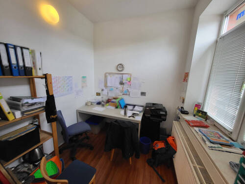 EG: Büro/Praxis - 