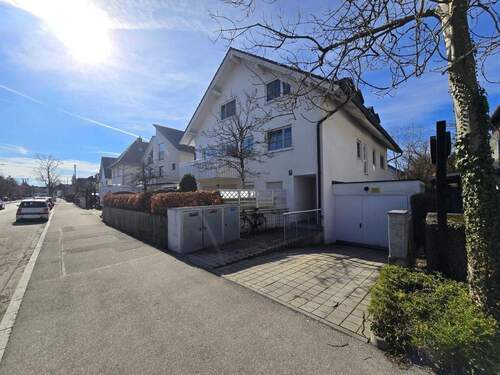 Tiefgarageneinfahrt - 