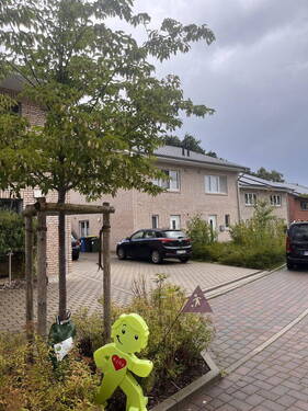 verkehrsberuhigte Lage - 3 Zimmer Doppelhaushälfte zur Miete in Neumünster