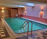 Innenpool im Untergeschoss - 