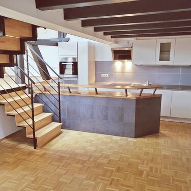 zur Wohnebene - 1 Zimmer Etagenwohnung in Schwerin