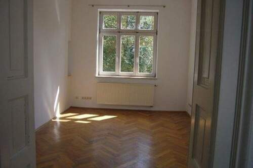 Zimmer - 3 Zimmer Etagenwohnung in München