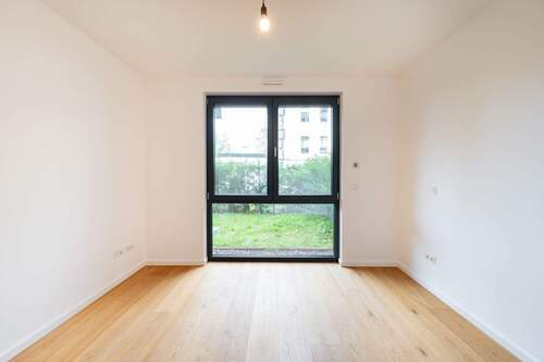 Beispielfotos aus Wohnungen im selben Haus - 