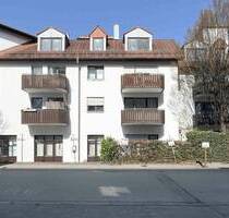 Charmante 2-Zimmer-Wohnung mit Balkon und Freistellplatz, gut vermietet - Oberschleißheim