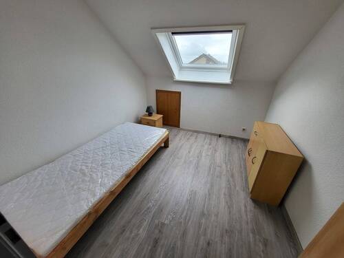 Schlafzimmer DG - 