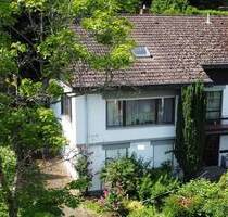 Natur pur: Freistehendes Einfamilienhaus mit Baugrundstück in BA - Bug - Bamberg