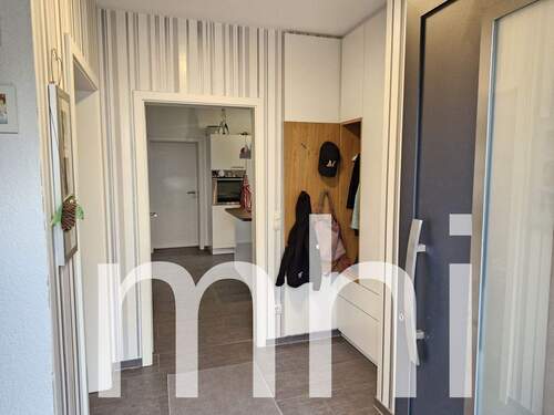 Eingangsbereich - 4 Zimmer Einfamilienhaus zum Kaufen in Hennef / Rott (Siegkreis)