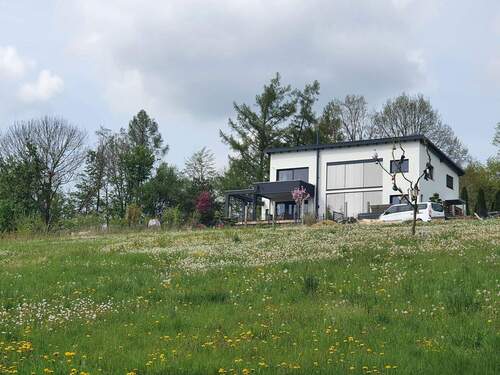 Außenansicht Süden - 9 Zimmer Einfamilienhaus in Taufkirchen