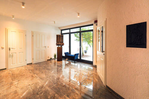Eingangshalle - 