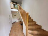 Treppenhaus (Zugang Einheit 1,2,4) - 